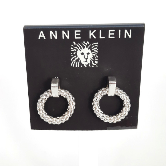 NWT ANNE KLEIN Silver Tone Textured Circle Door Knocker Hoop Post Earrings NEW - Picture 1 of 5